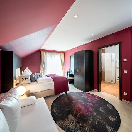 Kristallhotel Fettehenne Леверкузен Екстериор снимка