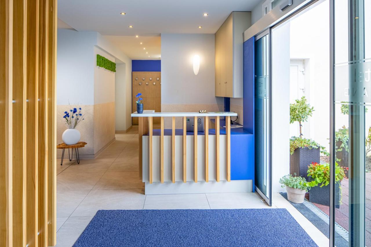 Kristallhotel Fettehenne Леверкузен Екстериор снимка