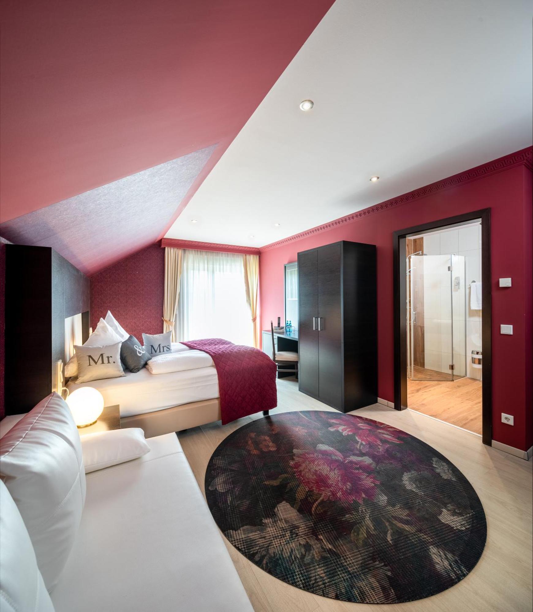Kristallhotel Fettehenne Леверкузен Екстериор снимка